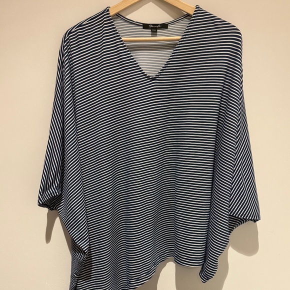 YanaK Tunic - Picture 1 of 3